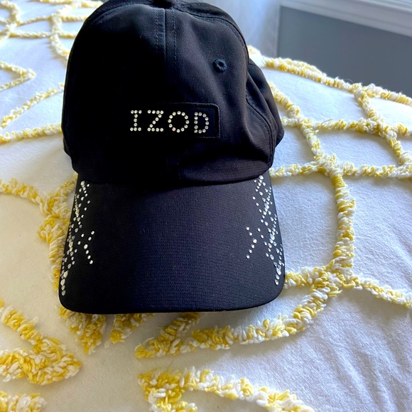 Accessories - Woman’s Izod Baseball Hat